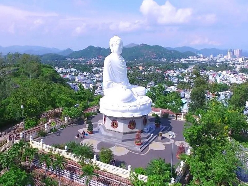 tour-du-lich-nha-trang-tam-bun-khoang-dao-khi-bai-dai-vinpearl-land-3n3d-2 Nha Trang | Đảo Hoa Lan | Tắm Bùn Khoáng Iresort | Vinpearl Land