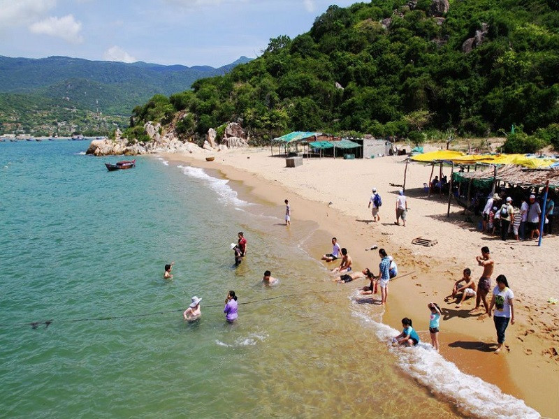tour-du-lich-ninh-chu-vinh-hy-2n2d-resort-3-sao-2